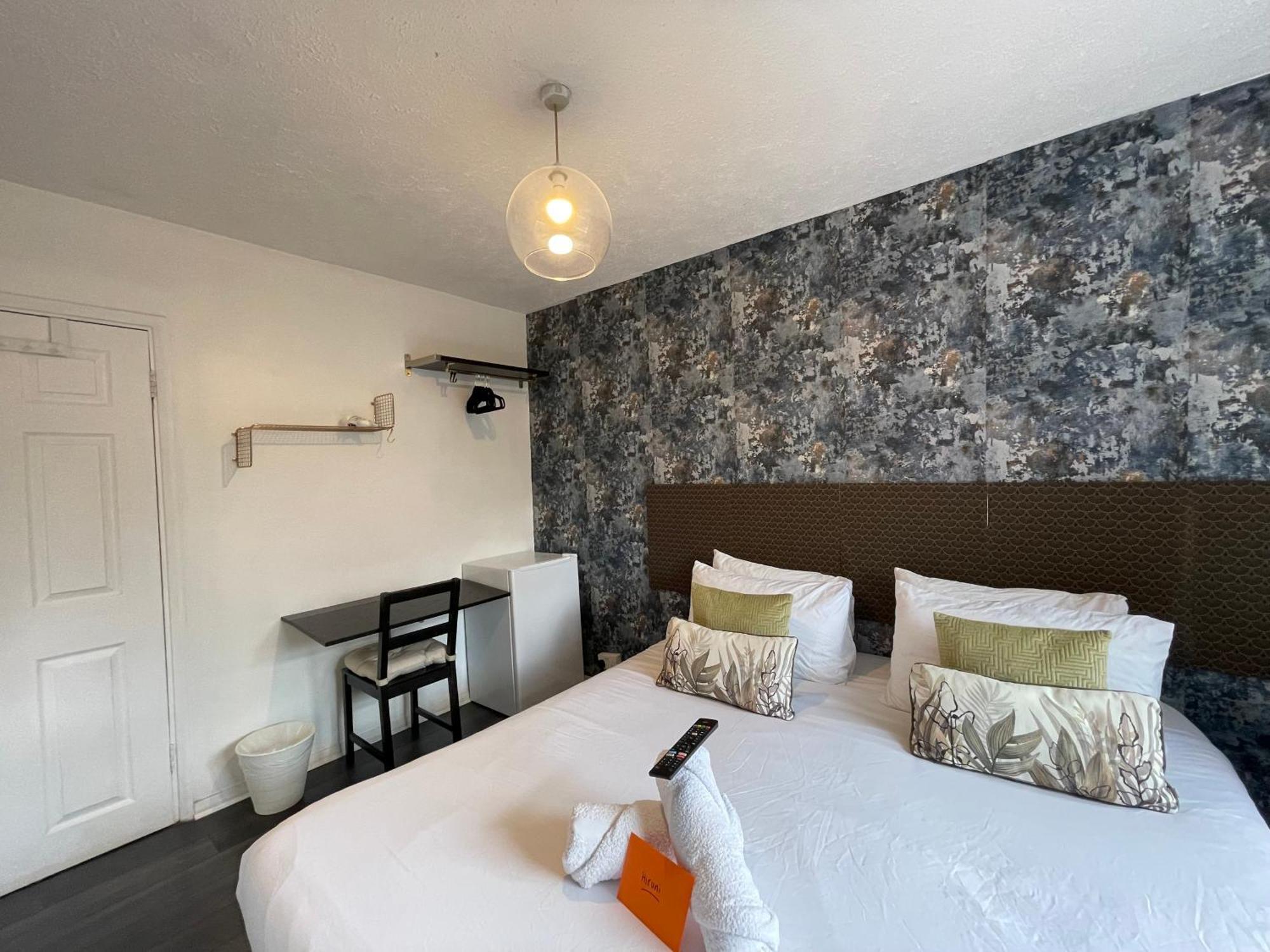דירות לונדון R1 Superking Sized Bed & 65" Tv On The Wall In Clapham מראה חיצוני תמונה